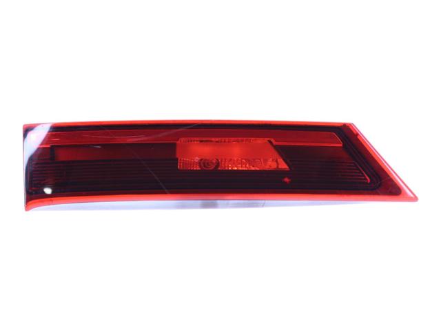 Задня ліва внутрішня фара 31656777 VOLVO
