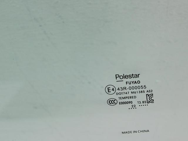 Вікно (передніх дверей) двері 31688226 VOLVO