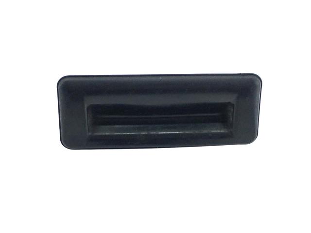 Ручка 3-х (5-х) дверей, зовнішня 3T0827566C VAG