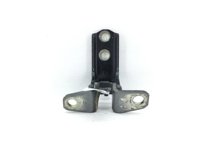 Петля водійських дверей 5702A006 MITSUBISHI