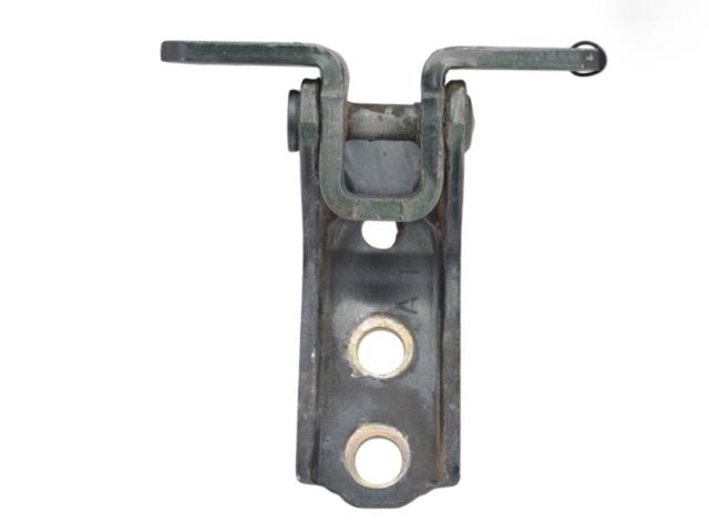 Петля задніх дверей, лівих 5702A034 MITSUBISHI