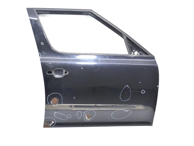 Пасажирські передні двері 5L0831056 VAG