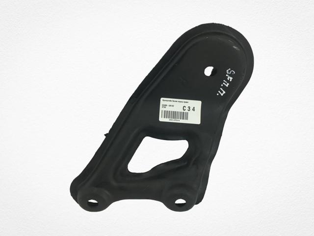 Кронштейн передньої балки 624882B100 HYUNDAI