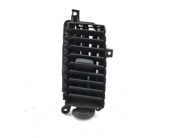 Решітка повітропровода ліва 68751EB30C NISSAN