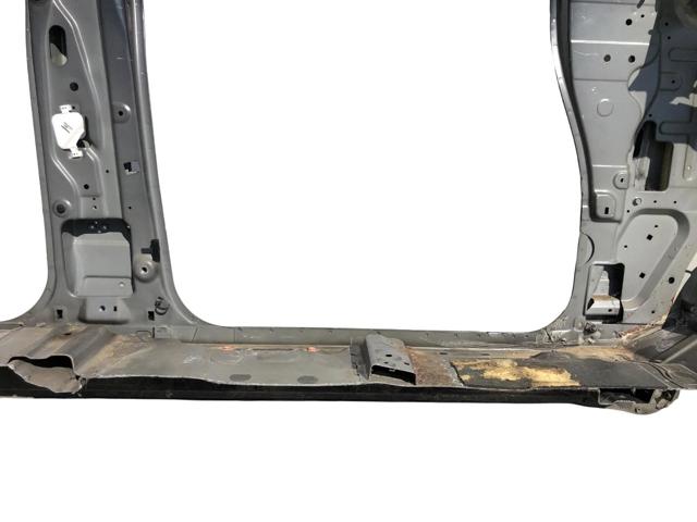 Ремчастина кузова ліва 76023EB331 NISSAN