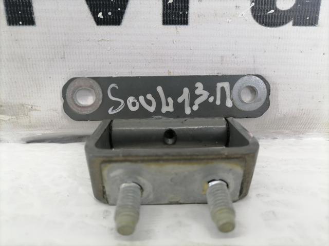 Петля задніх багажних, 3/5 -х дверей 797101D000 HYUNDAI