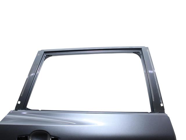 Двері задні, праві 821006RR0B NISSAN