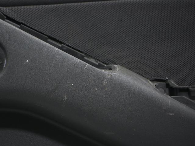 Дверна карта правих задніх дверей 82900EB372 NISSAN