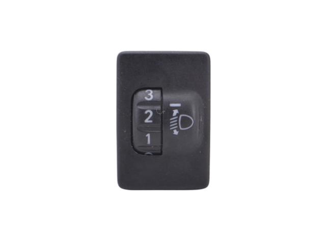 Кнопка коректора фар 8415252080 TOYOTA