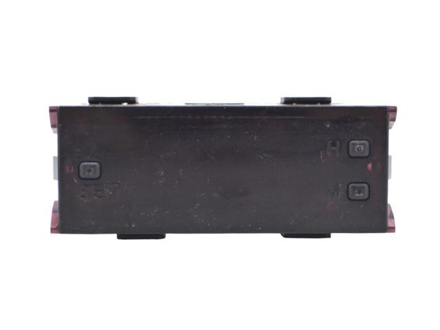 Годинники 8770A008 MITSUBISHI