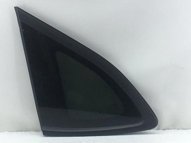 Скло кузова/багажного відсіку, ліве 87810D3010 HYUNDAI