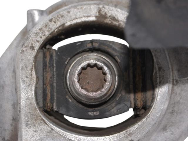 Кулак поворотний правий 8R0505436A VAG