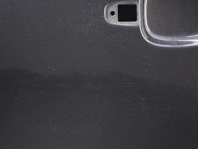 Двері пасажирськи задні ліві 8R0833051B VAG