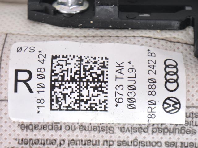 Подушка безпеки AIRBAG спинки сидіння, правого 8R0880242B VAG