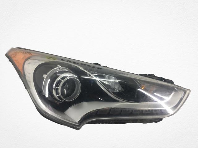 Фара правая 921022V110 HYUNDAI