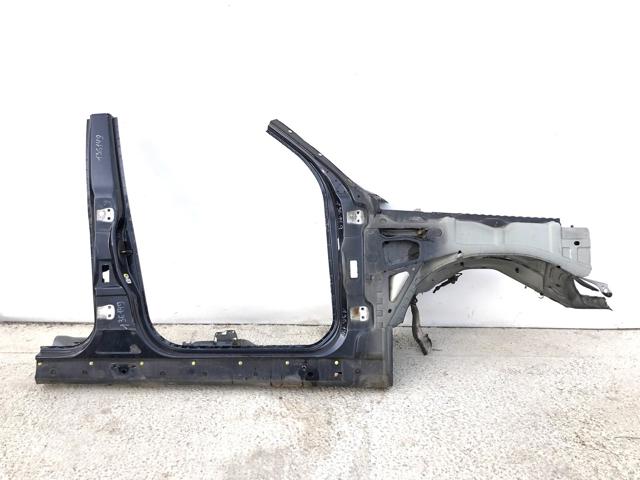 Підсилювач переднього правого крила ABD780140 LAND ROVER