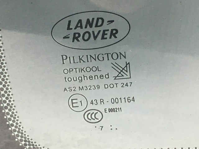Скло дверей заднє праве land rover range rover sport l320 2005-2009 CVB000864