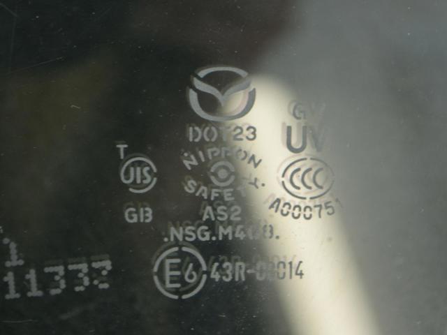 Скло передніх дверей, лівою KD5359510 MAZDA