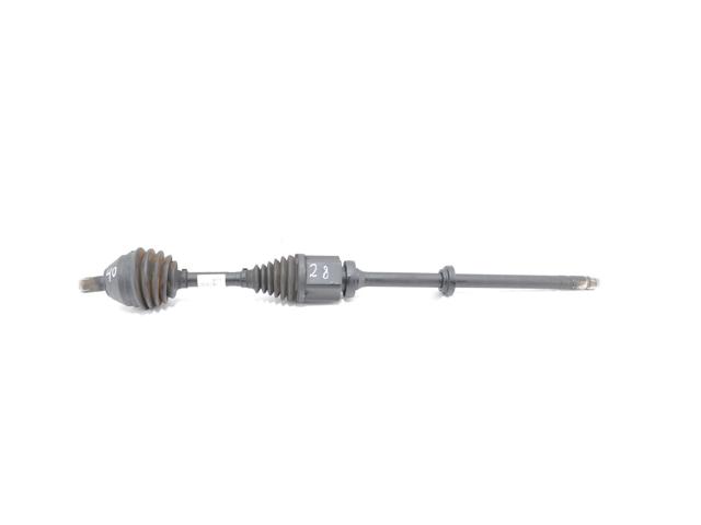 Привід передній правий LR006706 LAND ROVER