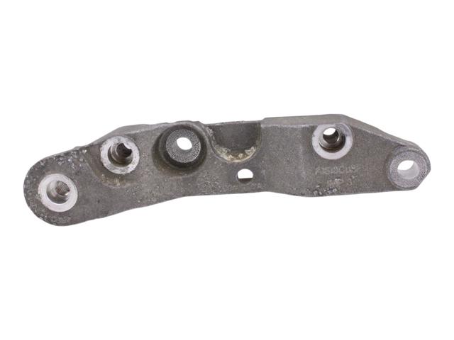 Кронштейн компресора кондиціонера LR013376 LAND ROVER