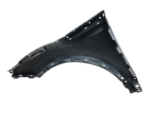 Переднє праве крило LR027589 LAND ROVER