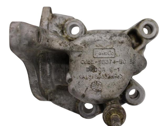Кронштейн паливного насосу ПНВТ LR035936 LAND ROVER