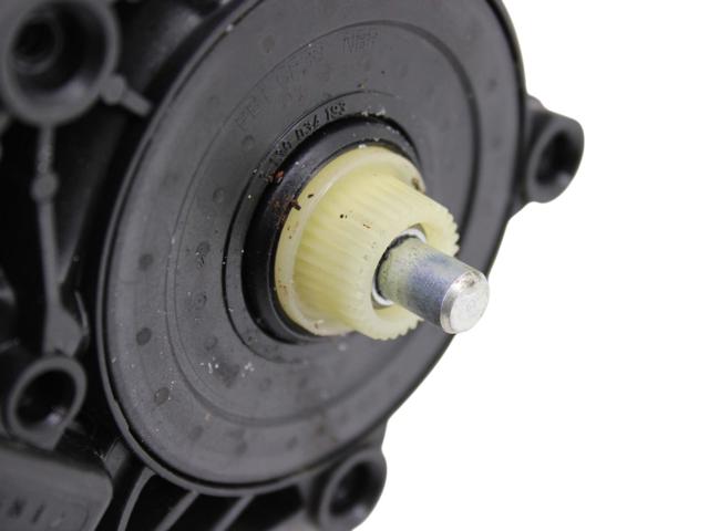 Механізм стеклопідйомника водійських дверей LR083211 LAND ROVER