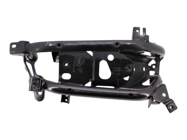 Кріплення коробки передач LR105303 LAND ROVER