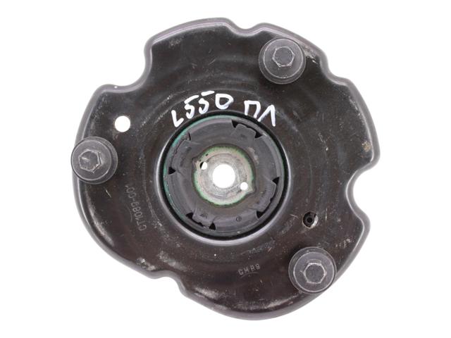 Кріплення переднього амортизатора LR115224 LAND ROVER