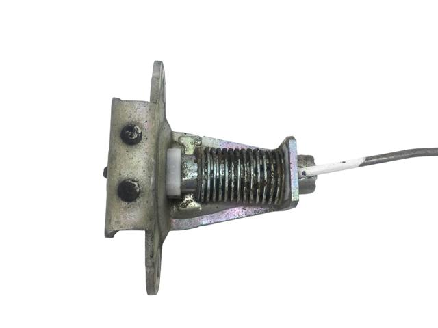 Запори платформи MN136711 MITSUBISHI