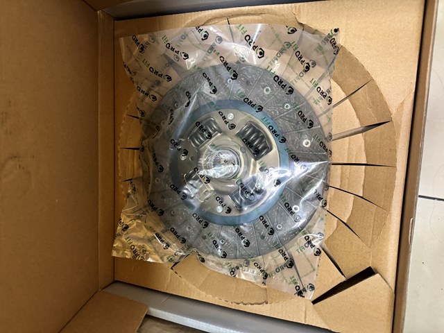 Диск зчеплення A0002524905 MERCEDES