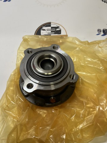 Колеса і маточини 31226882264 BMW