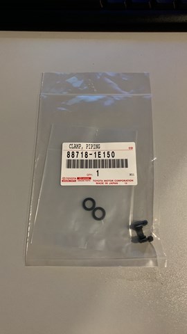 Хомут шланга кондиціонера 887181E150 TOYOTA