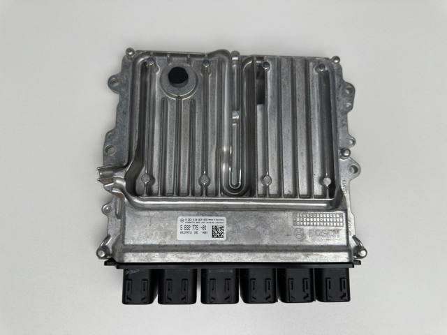 Модуль управління двигуном 12145B32775 BMW