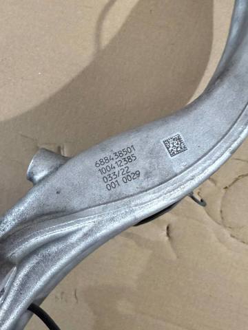 Цапфа передня ліва 31206884385 BMW