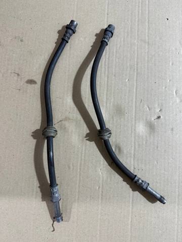 Гнучка гальмівна трубка задня 34206884953 BMW