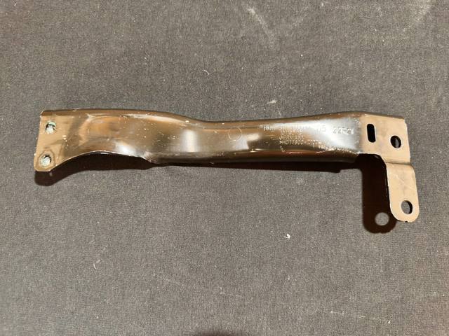 Кронштейн підсилювача переднього бампера 51117368480 BMW