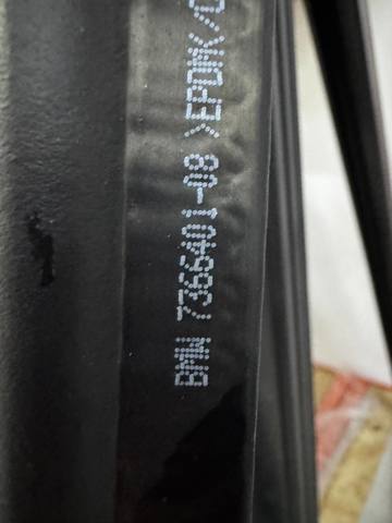 Ущільнювач багажника 51767442715 BMW