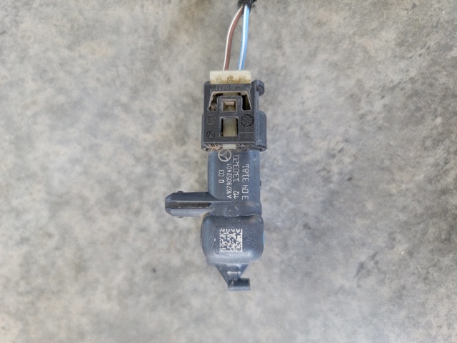 Датчик подушки безпеки A1679052401 MERCEDES