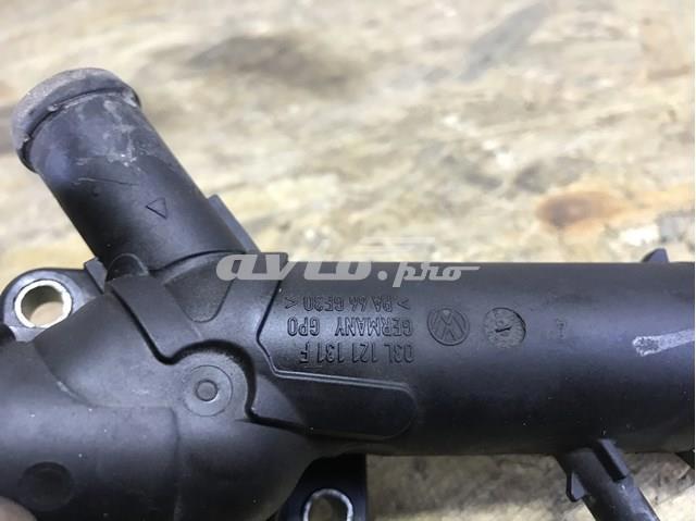 Фланець системи охолодження (трійник) 03L121131F VAG