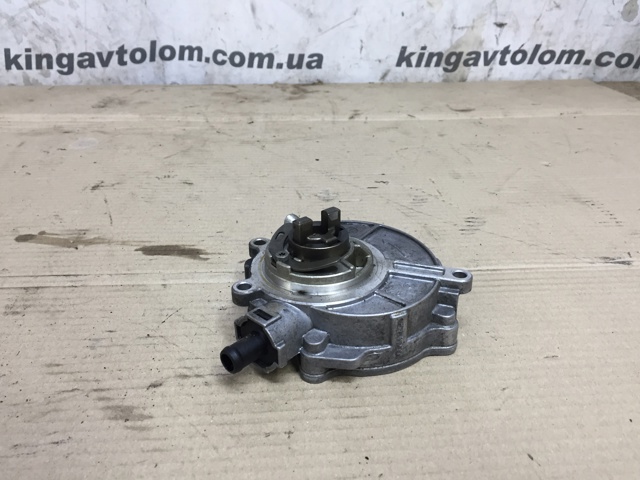 Насос вакуумний 06E145100R VAG