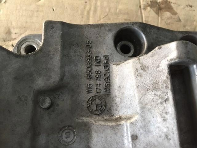 Кронштейн компресора кондиціонера 11168506863 BMW