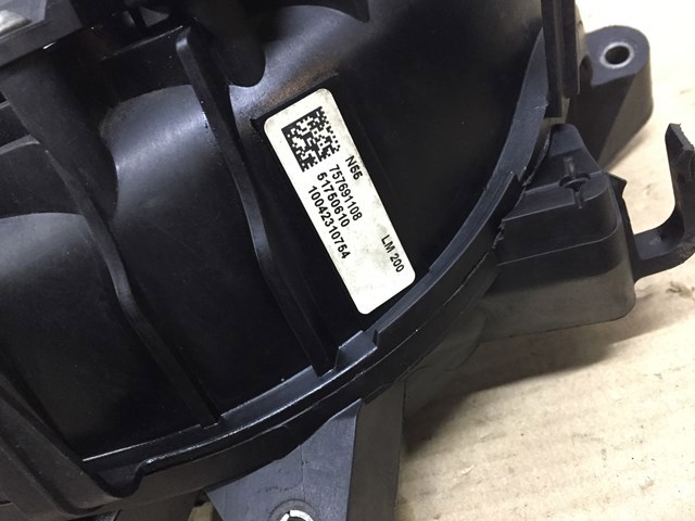 Колектор впускний 11617576911 BMW