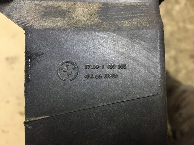 Рамка кріплення радіатора 17101439105 BMW