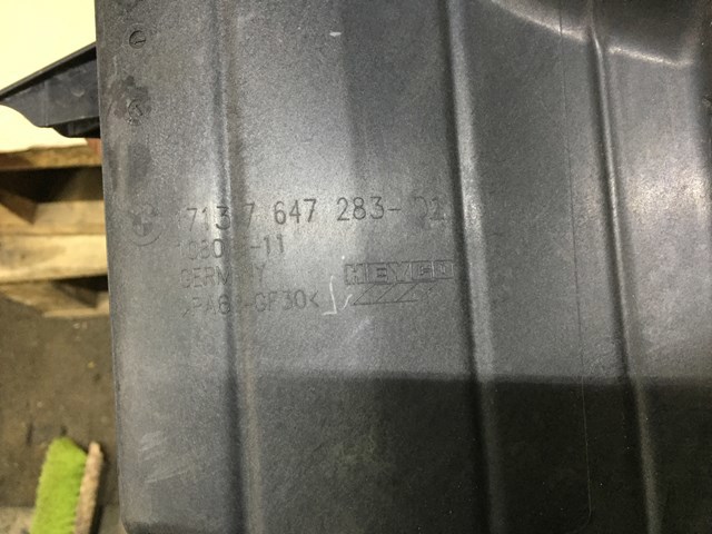 Бачок системи охолодження, розширювальний 17137647283 BMW