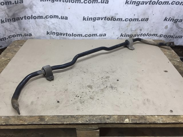 Стабілізатор передній Фольксваген Гольф 5