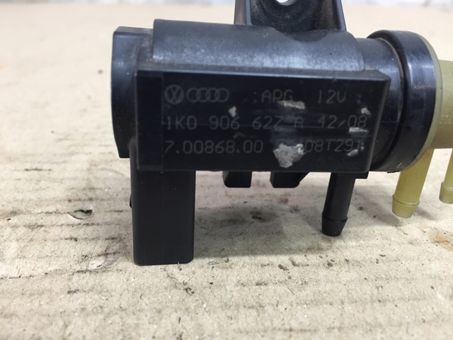 Клапан соленоїд регулювання заслонки EGR 1K0906627A VAG