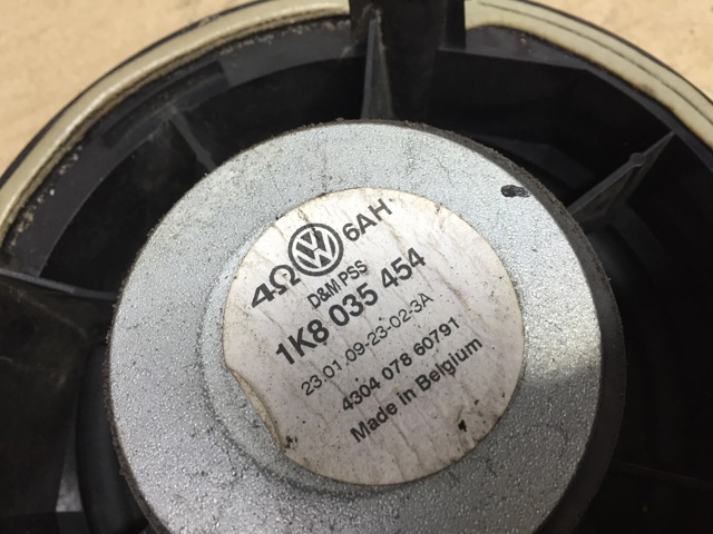 Динамік передній 1K8035454 VAG