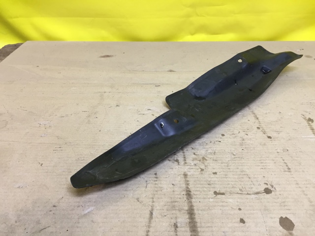 Ущільнювач арки крила 1Z0821111 VAG