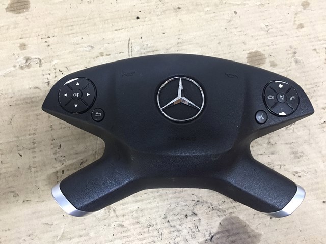 Подушка в кермі 2128600102 MERCEDES
